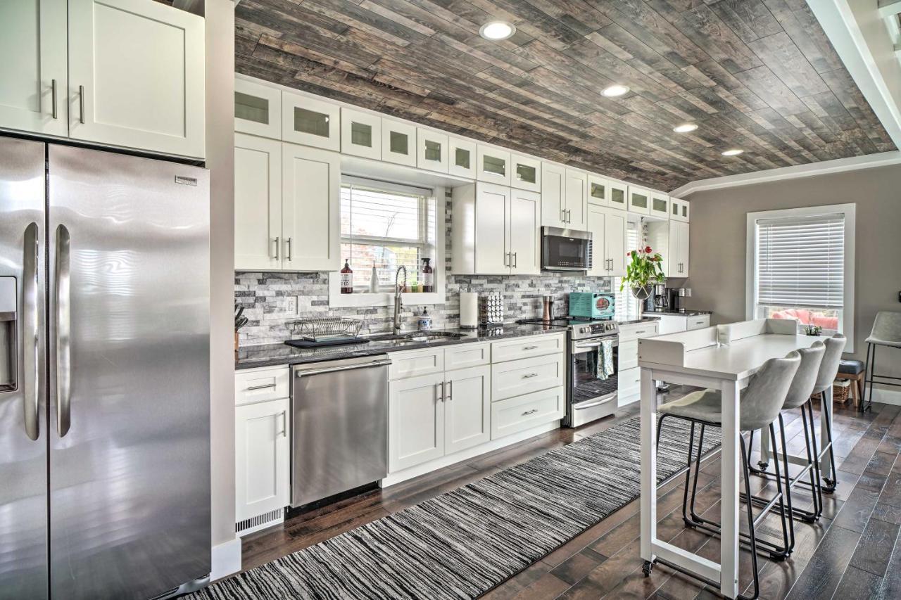 Spacious Sevierville Home With Hot Tub! ภายนอก รูปภาพ