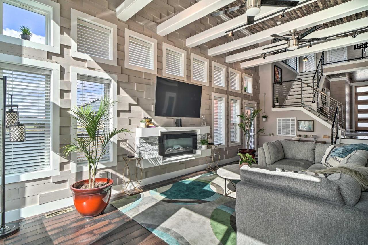 Spacious Sevierville Home With Hot Tub! ภายนอก รูปภาพ